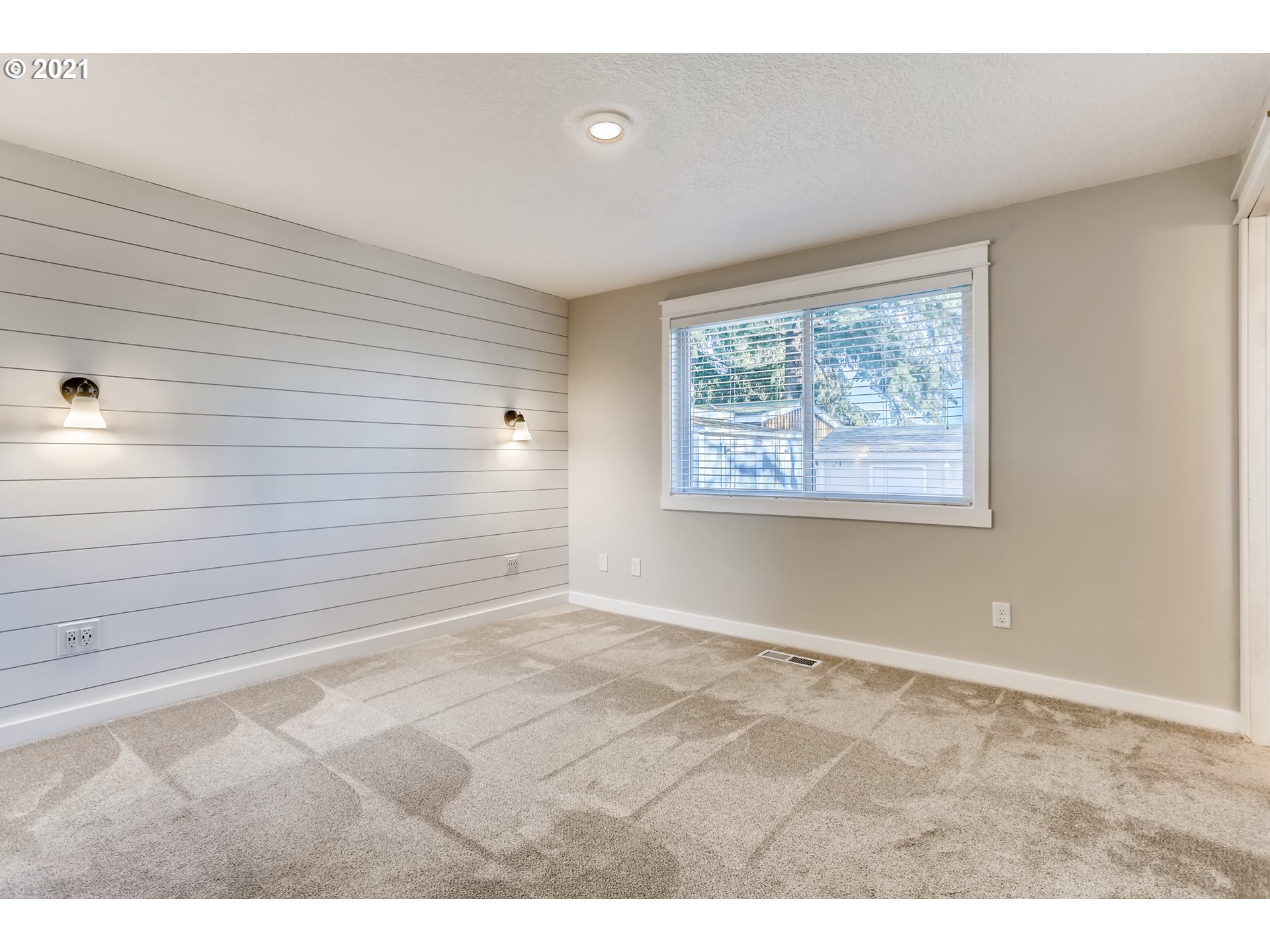 7848 Southwest 166th Place Beaverton, OR 97007 - Photo 19 of 32 Gallery Image 19