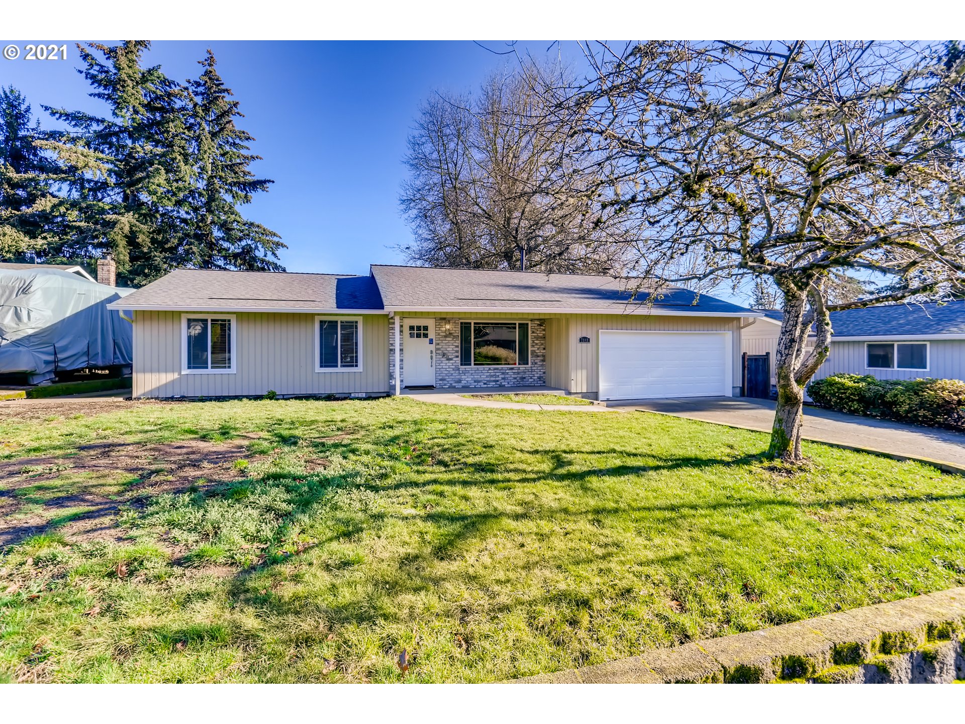 7848 Southwest 166th Place Beaverton, OR 97007 - Photo 3 of 32 Gallery Image 3