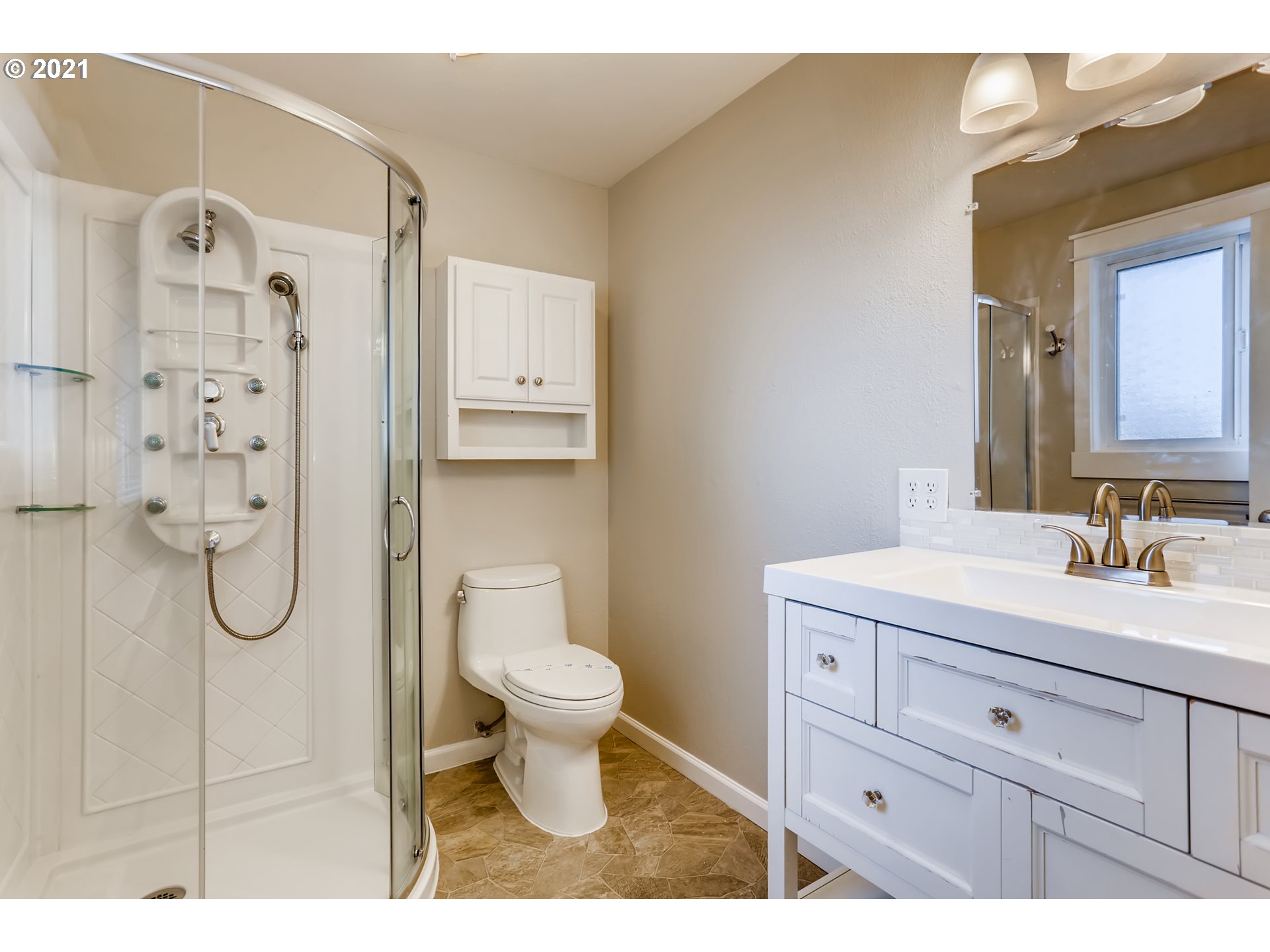 7848 Southwest 166th Place Beaverton, OR 97007 - Photo 22 of 32 Gallery Image 22