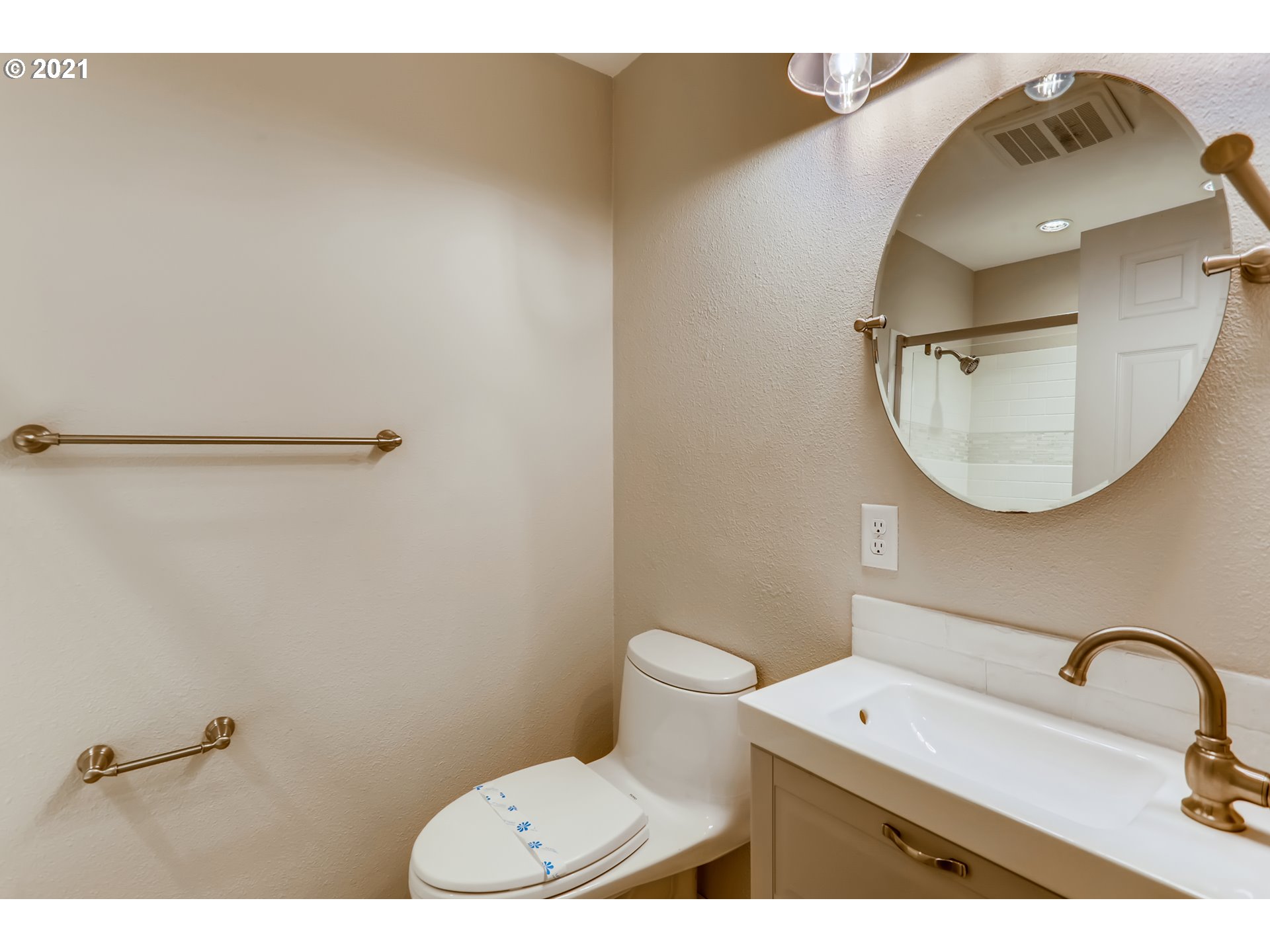 7848 Southwest 166th Place Beaverton, OR 97007 - Photo 26 of 32 Gallery Image 26