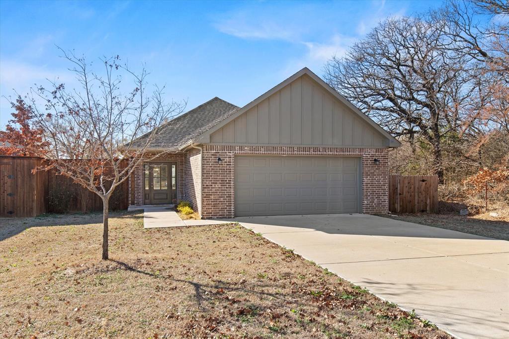 508 Goodjohn Street Collinsville, TX 76233 - Photo 2 of 31
