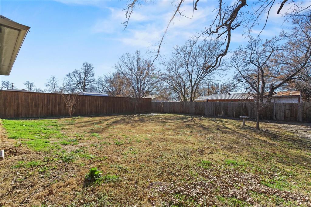 508 Goodjohn Street Collinsville, TX 76233 - Photo 30 of 31