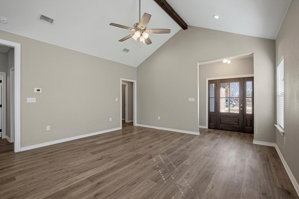 508 Goodjohn Street Collinsville, TX 76233 - Photo 5 of 31