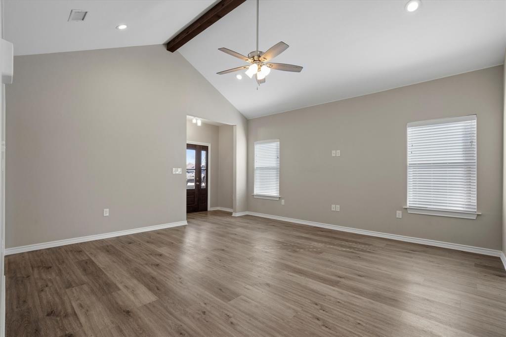 508 Goodjohn Street Collinsville, TX 76233 - Photo 6 of 31