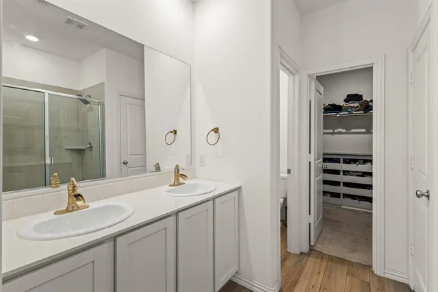 $2,400 | 1733 Lake Grove Drive, Little Elm, TX 75068