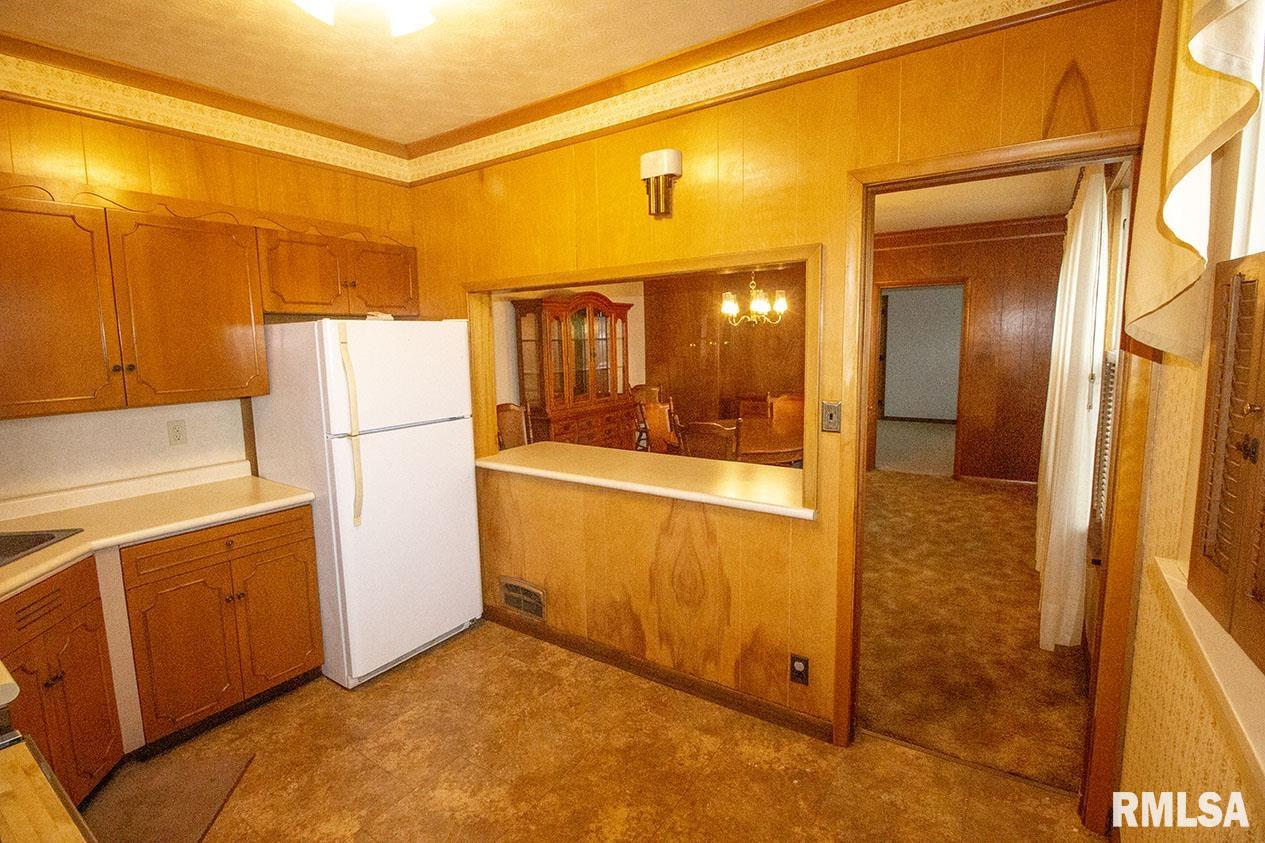 720 East 3rd Street Centralia, IL 62801 - Photo 12 of 31