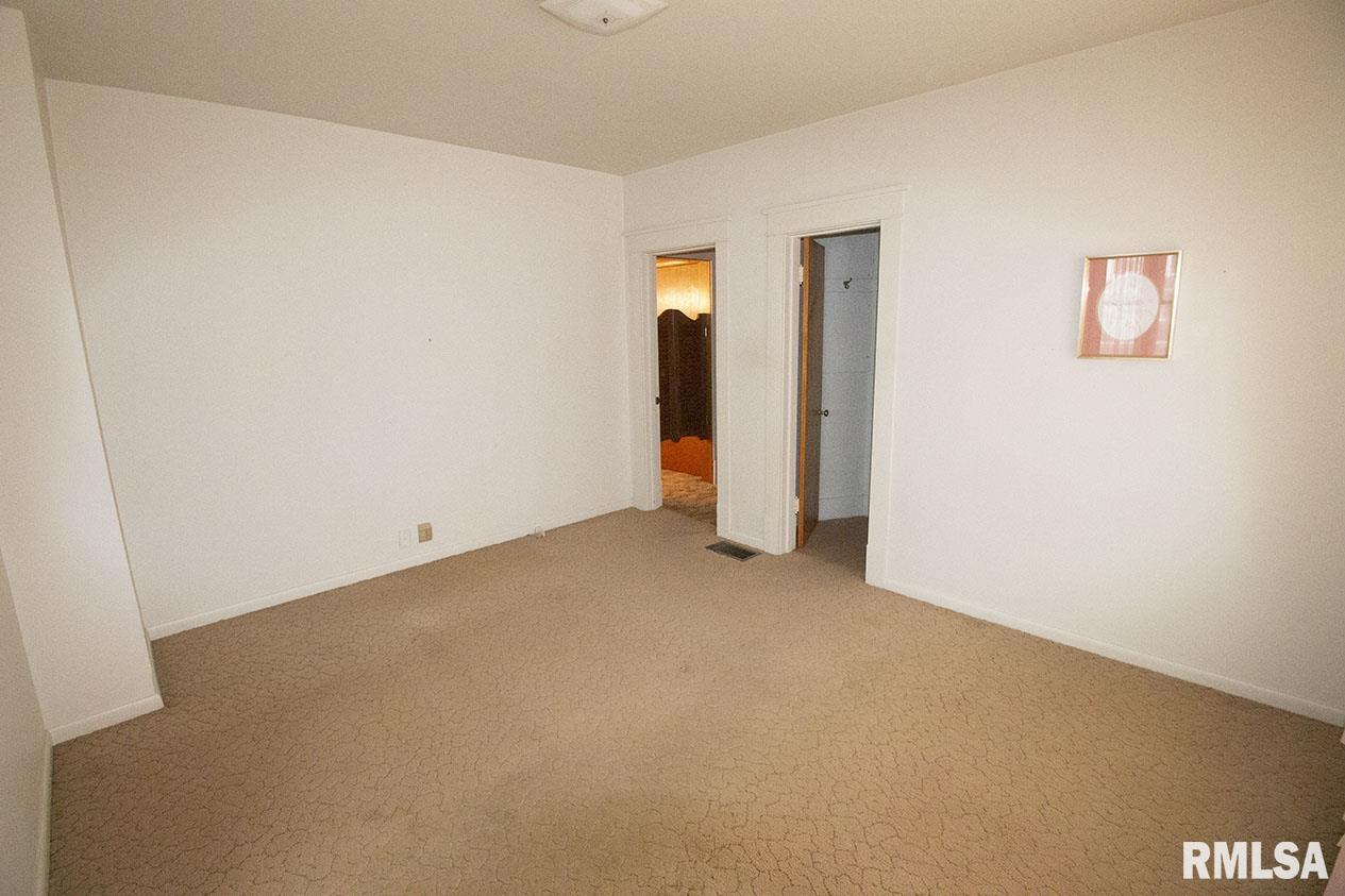 720 East 3rd Street Centralia, IL 62801 - Photo 17 of 31