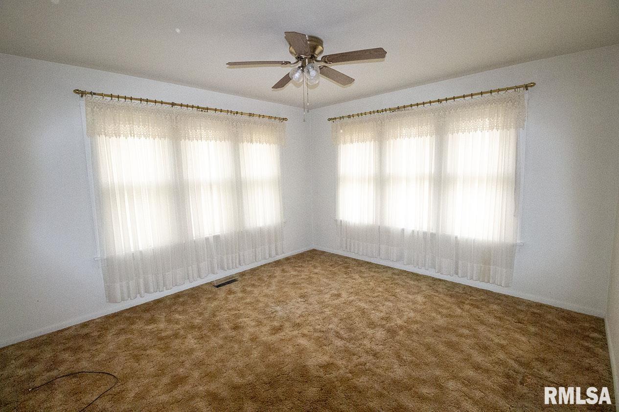 720 East 3rd Street Centralia, IL 62801 - Photo 20 of 31