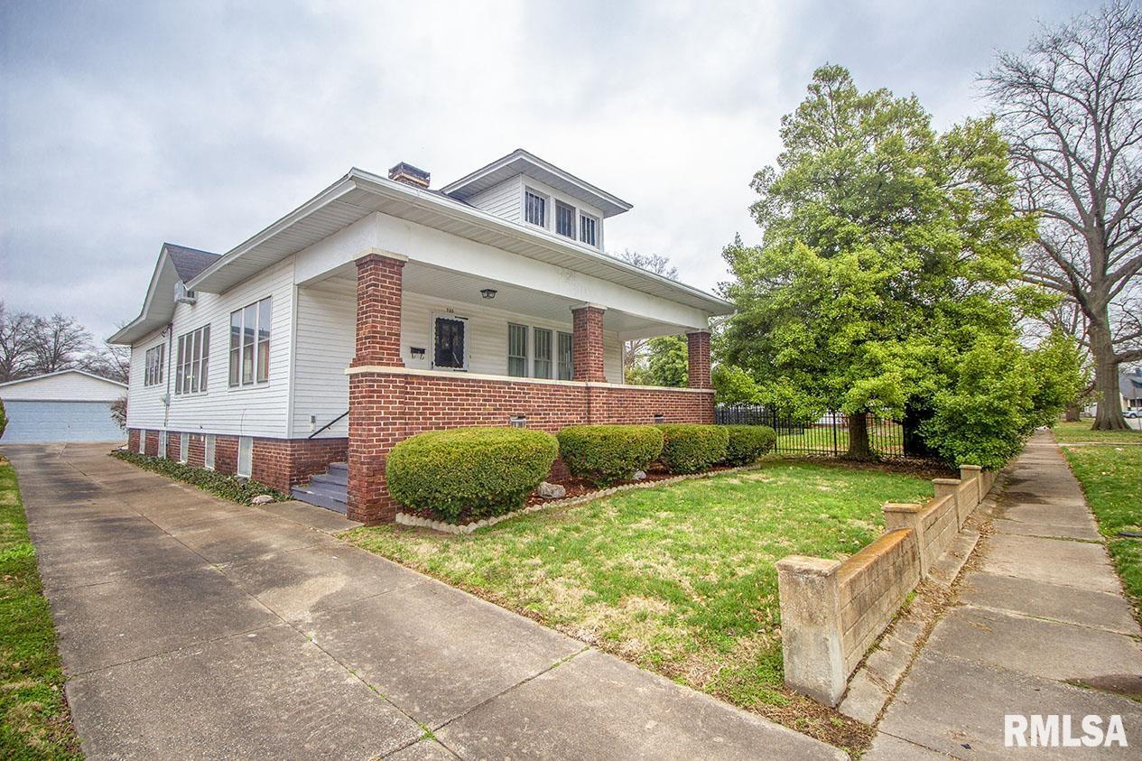 720 East 3rd Street Centralia, IL 62801 - Photo 2 of 31