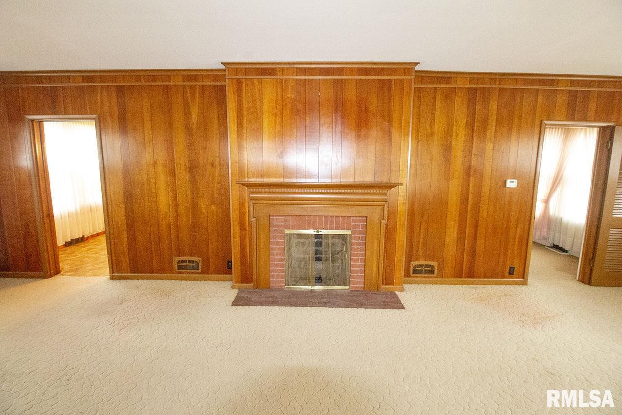 720 East 3rd Street Centralia, IL 62801 - Photo 7 of 31