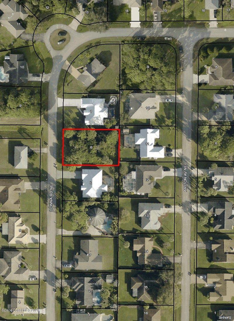 135 Donna Rd. NE