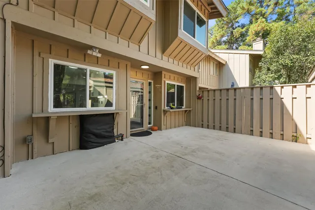 $340,000 | 2206 West Settler's Way, The Woodlands, TX 77380