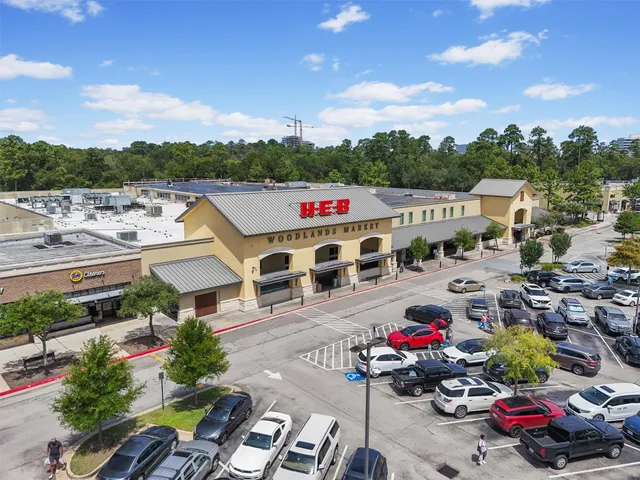 $340,000 | 2206 West Settler's Way, The Woodlands, TX 77380