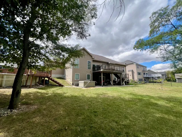 $715,000 | 2112 Slade Lane, Mahomet, IL 61853