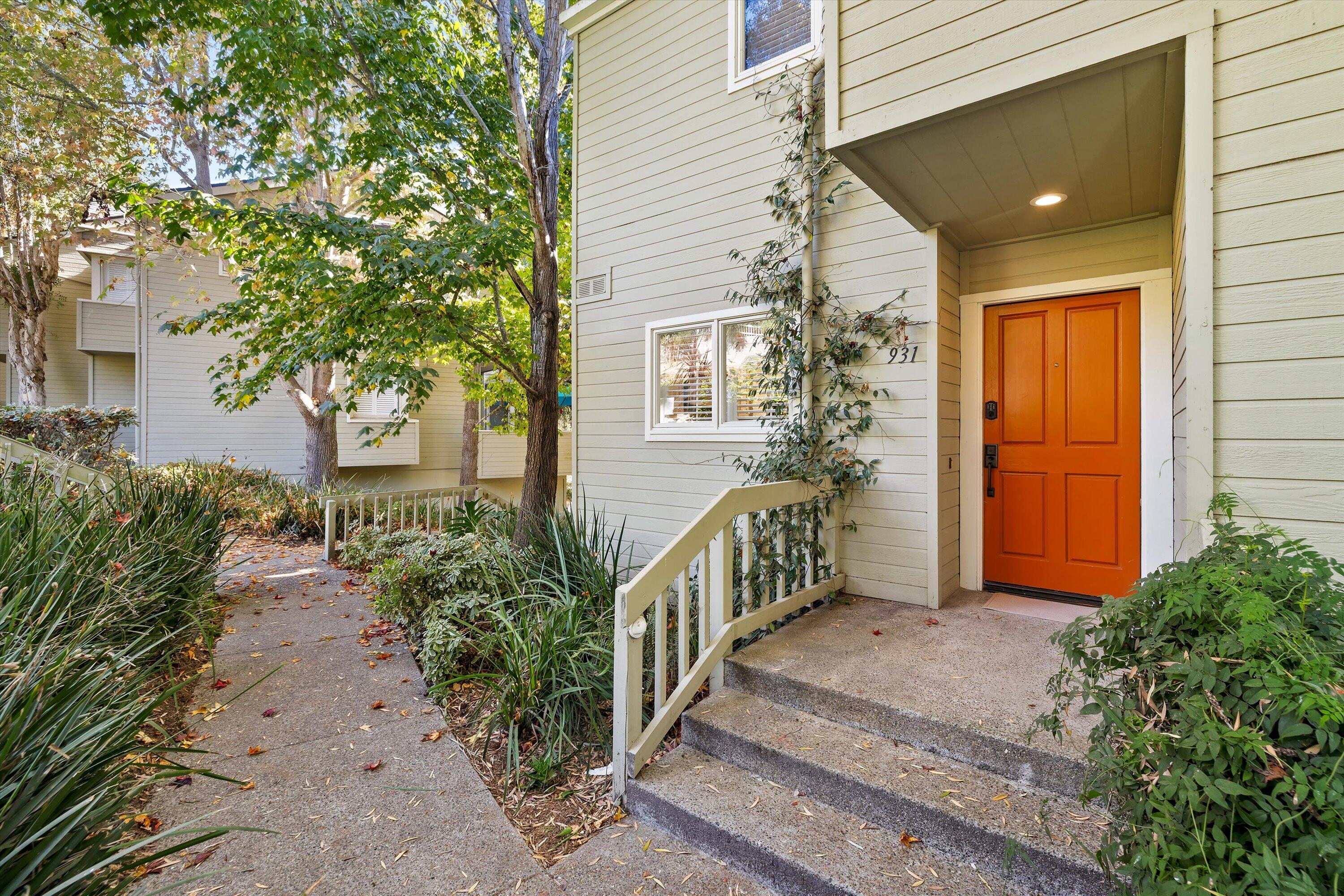 931 Weldon Road Santa Barbara, CA 93109 - Photo 2 of 32 Front