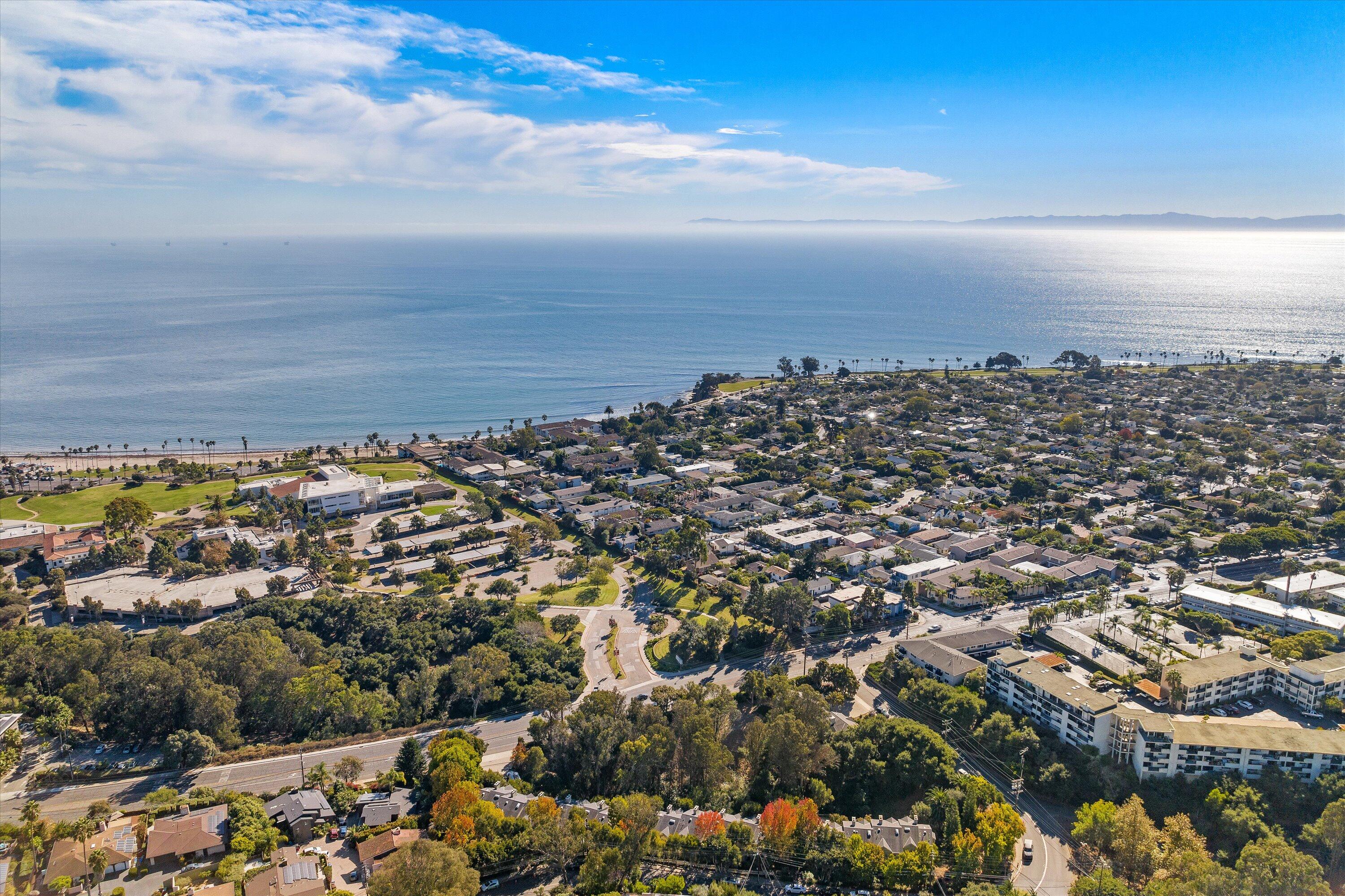 931 Weldon Road Santa Barbara, CA 93109 - Photo 30 of 32 an aerial view of multiple house