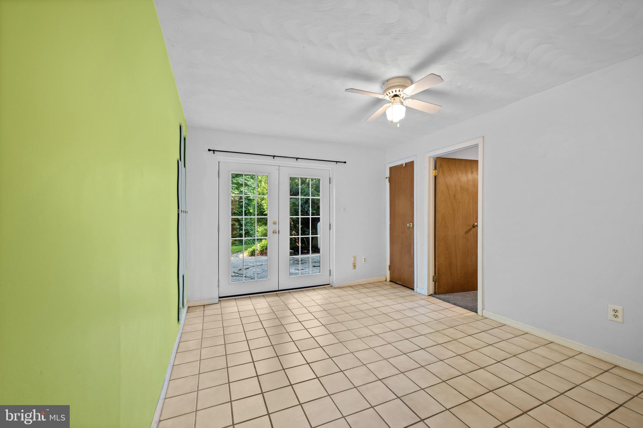 12101 Duckettown Road Laurel, MD 20708 - Photo 30 of 51 In-Law Suite.