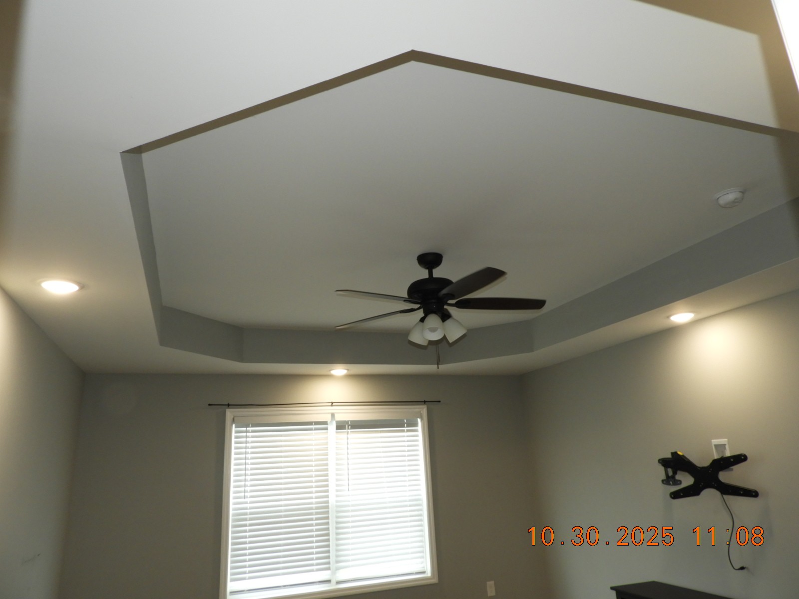 155 Poling Drive Pulaski, TN 38478 - Photo 30 of 36 a view of an empty room with a window