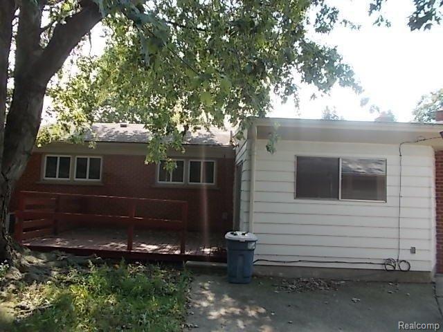 36916 Pinewood Road Wayne, MI 48184 - Photo 2 of 9 9-17 032.jpg