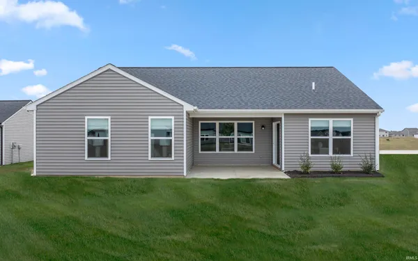 $318,805 | 12624 Memory Lane, Fort Wayne, IN 46818