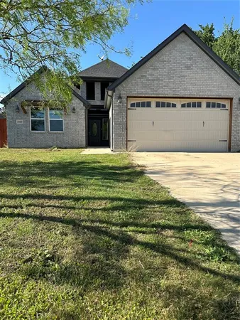 $2,250 | 2420 Creek Drive, Granbury, TX 76048