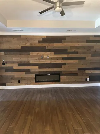 $2,250 | 2420 Creek Drive, Granbury, TX 76048