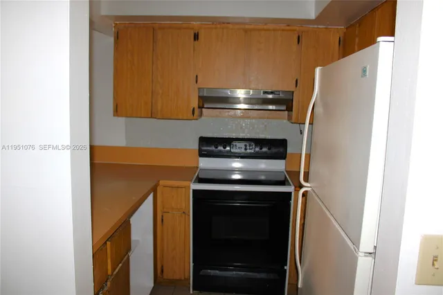 $1,750 | 2260 West 55th Street, Unit 3, Hialeah, FL 33016