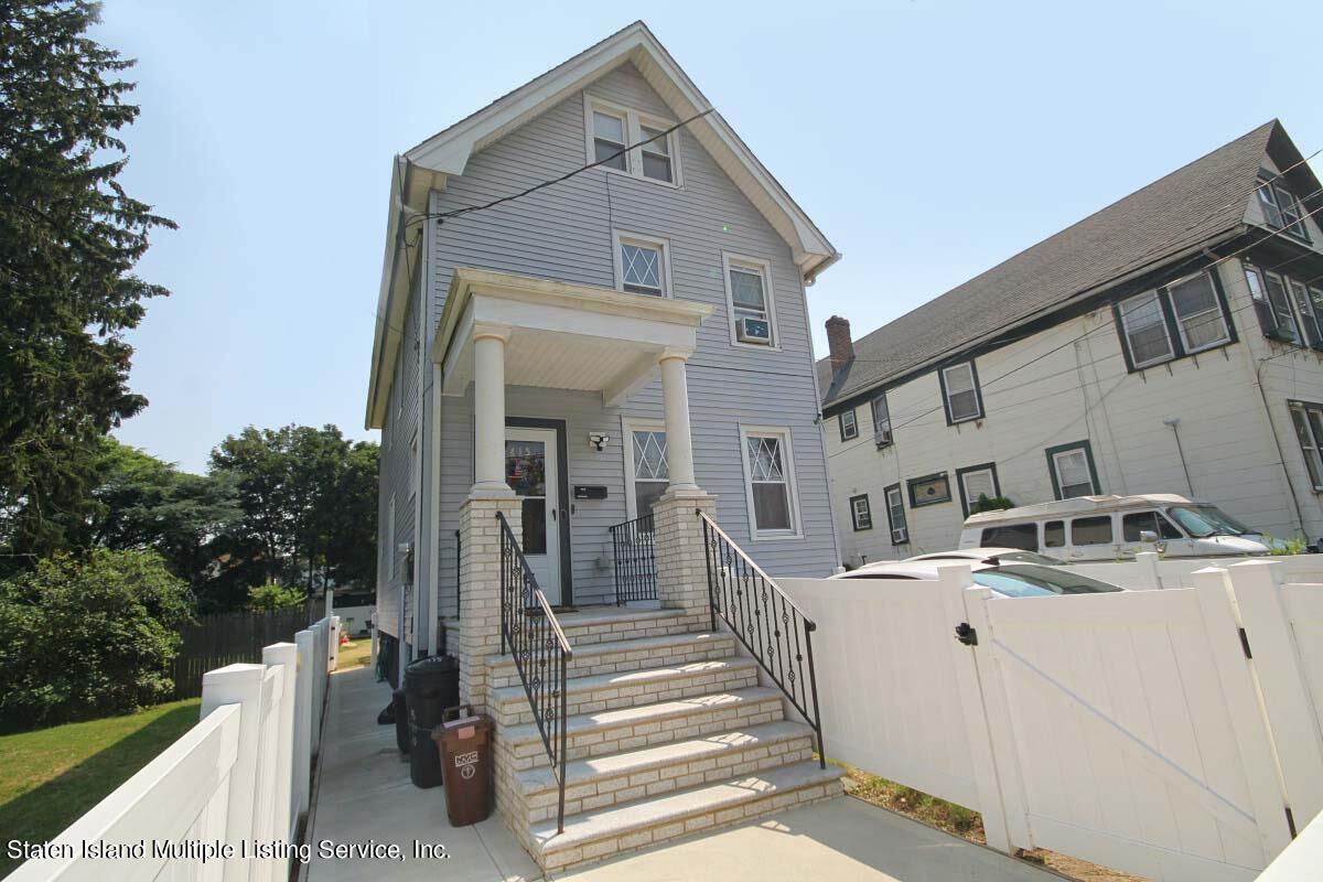 415 Clove Road Staten Island, NY 10310 - Photo 1 of 26 Front
