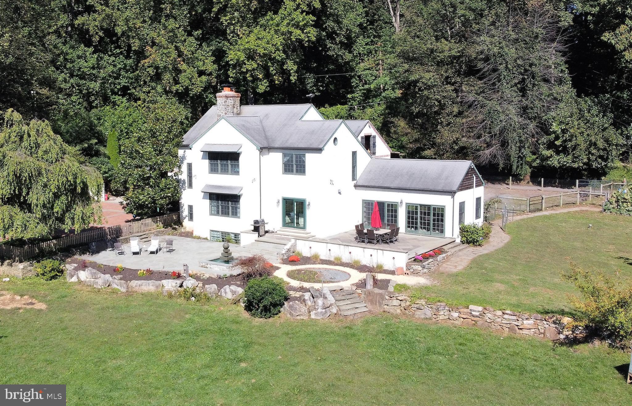 111 New Road Elverson, PA 19520 - Photo 2 of 107 patio, fountain, barbeque area
