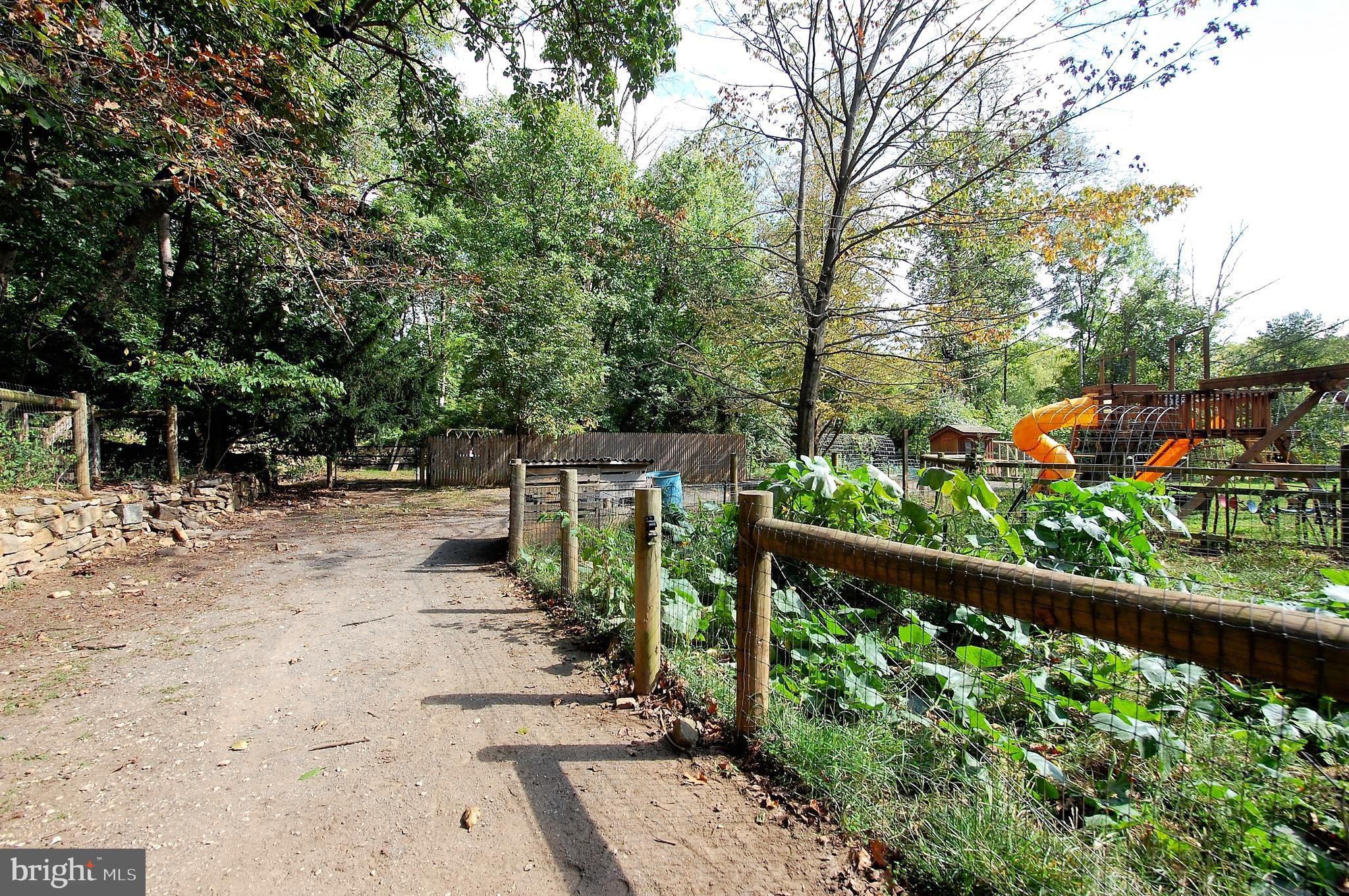 111 New Road Elverson, PA 19520 - Photo 75 of 107 gardens