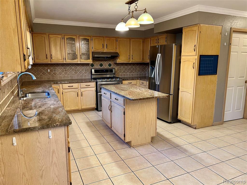 3263 Primrose Drive Rochester, MI 48307 - Photo 9 of 33