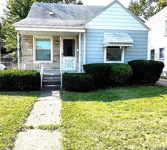 22797 Normandy Avenue Eastpointe, MI 48021 - Photo 1 of 19