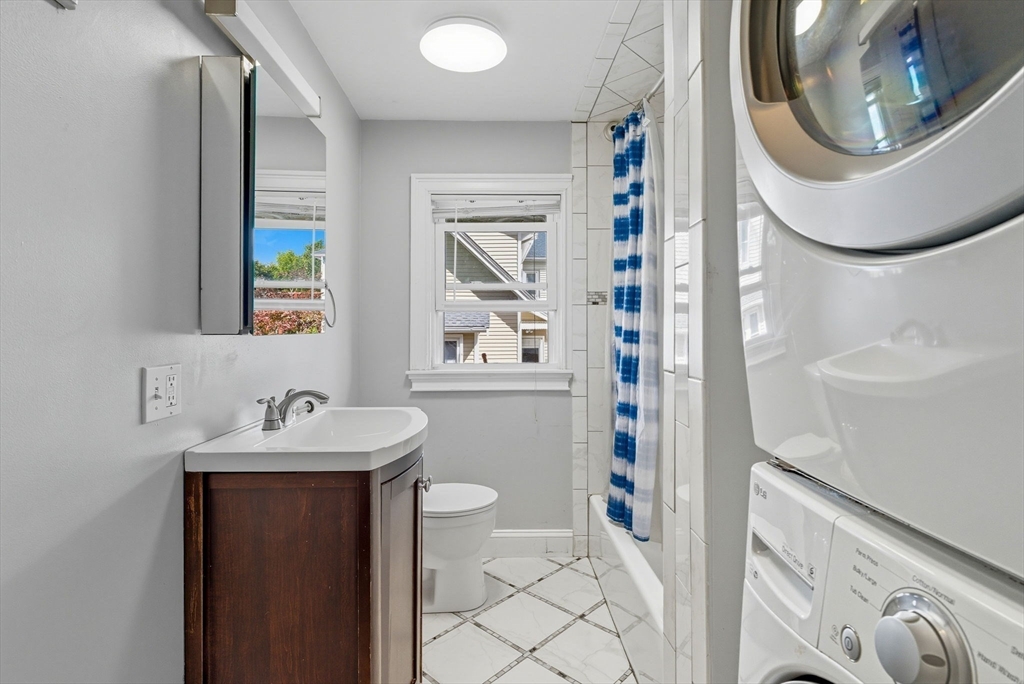 12 Ridge Road Revere, MA 02151 - Photo 5 of 42