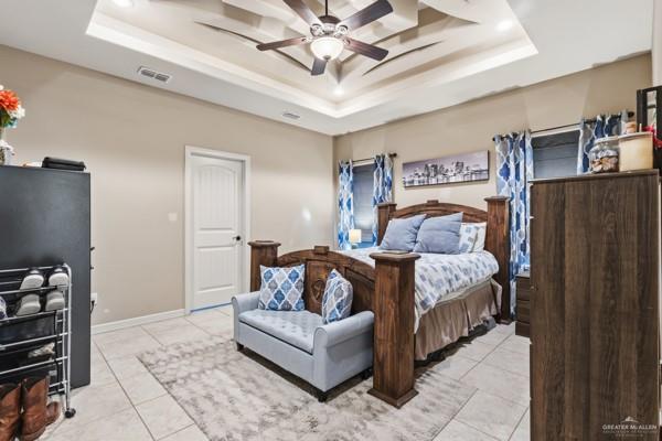 1405 Eva Street Edinburg, TX 78539 - Photo 9 of 18 a living room with furniture and a flat screen tv