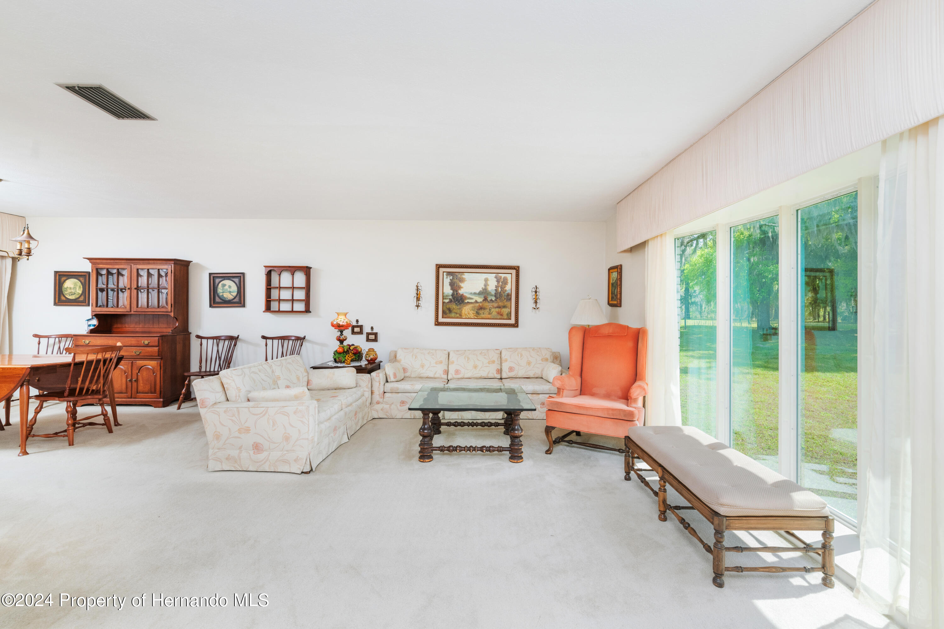 23019 Grubbs Road Brooksville, FL 34601 - Photo 20 of 45 Living Room