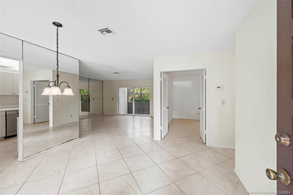 800 Northwest Fork Road, Unit 33 Stuart, FL 34994 - Photo 4 of 25 Gallery Image 4