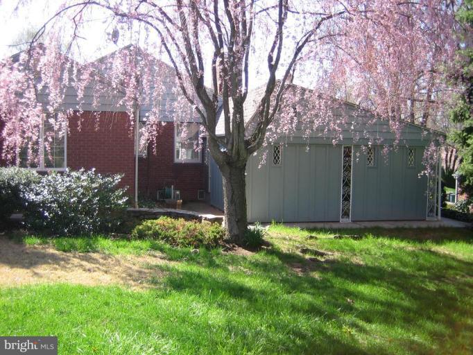6627 Loch Hill Road Baltimore, MD 21239 - Photo 17 of 24 Exterior #3