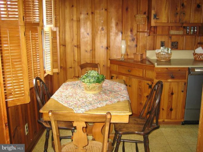 6627 Loch Hill Road Baltimore, MD 21239 - Photo 22 of 24 Kitchen #3