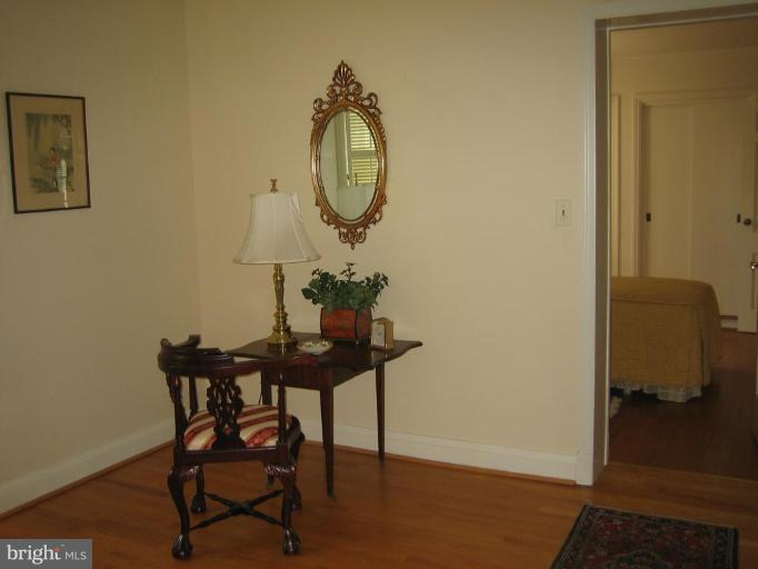 6627 Loch Hill Road Baltimore, MD 21239 - Photo 8 of 24 Sitting Room