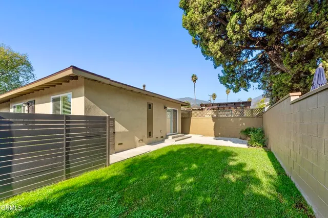 $3,495 | 420 Violet Avenue, Unit C, Monrovia, CA 91016