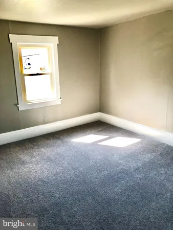 $1,700 | 4001 Center Avenue, Lafayette Hill, PA 19444