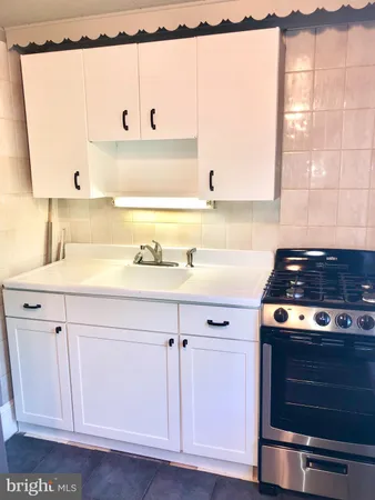 $1,700 | 4001 Center Avenue, Lafayette Hill, PA 19444