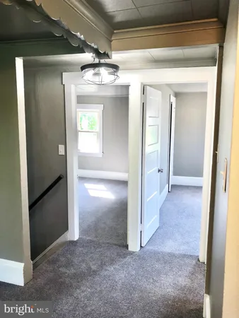 $1,700 | 4001 Center Avenue, Lafayette Hill, PA 19444