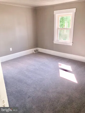 $1,700 | 4001 Center Avenue, Lafayette Hill, PA 19444