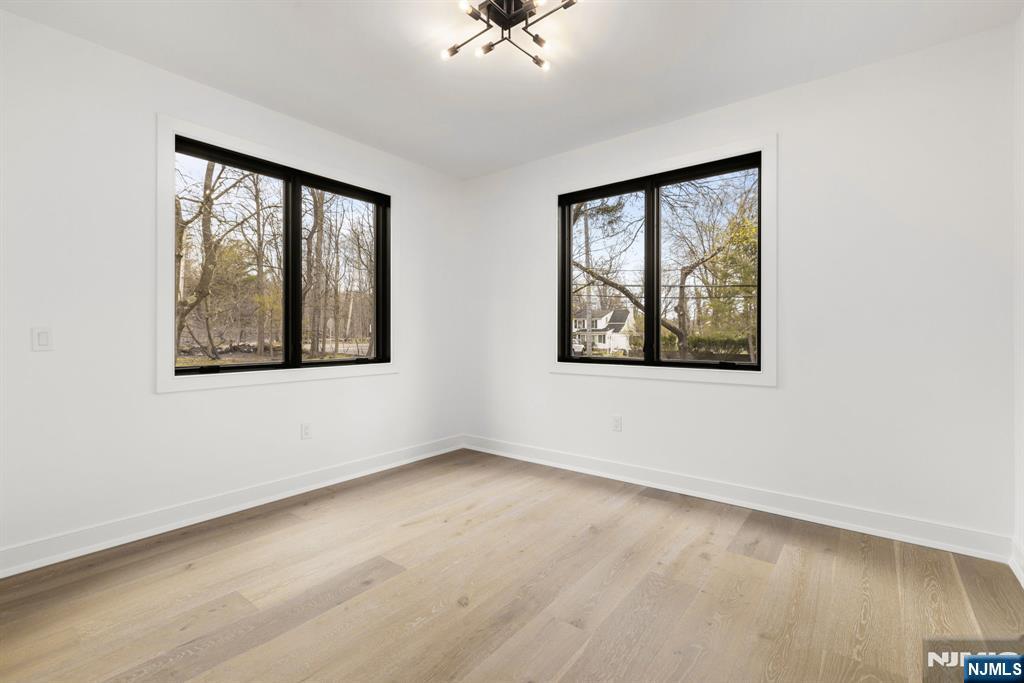 45 Riverview Terrace Mahwah, NJ 07430 - Photo 14 of 25 an empty room with a window