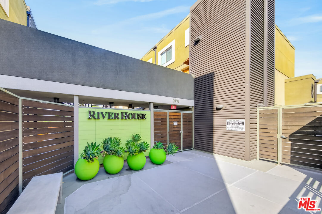 2980 Ripple Place, Unit 206 Los Angeles, CA 90039 - Photo 1 of 46