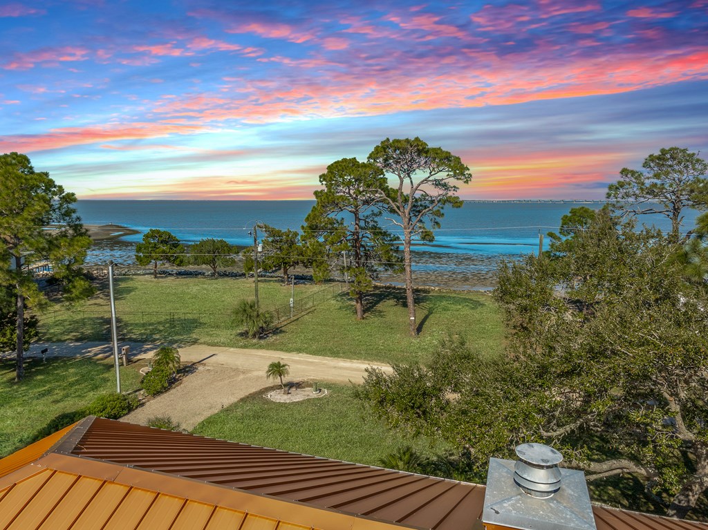 332 Cook Street St. George Island, FL 32328 - Photo 4 of 86