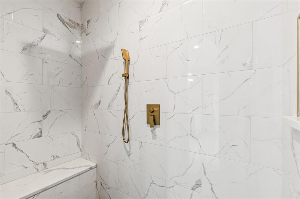 6467 Asher Road Alvarado, TX 76009 - Photo 32 of 40 a bathroom with a shower and a shower