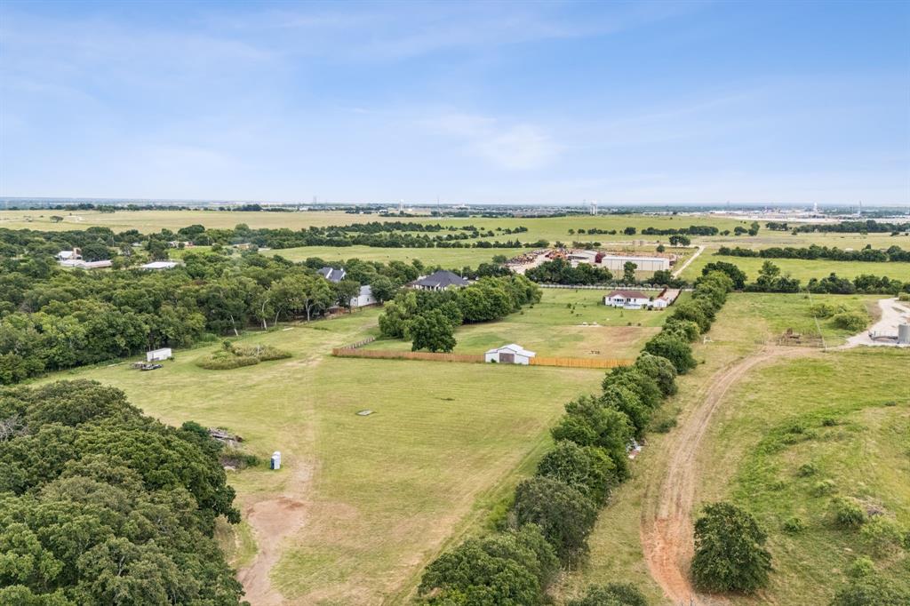 6467 Asher Road Alvarado, TX 76009 - Photo 10 of 40 a view of beach and ocean