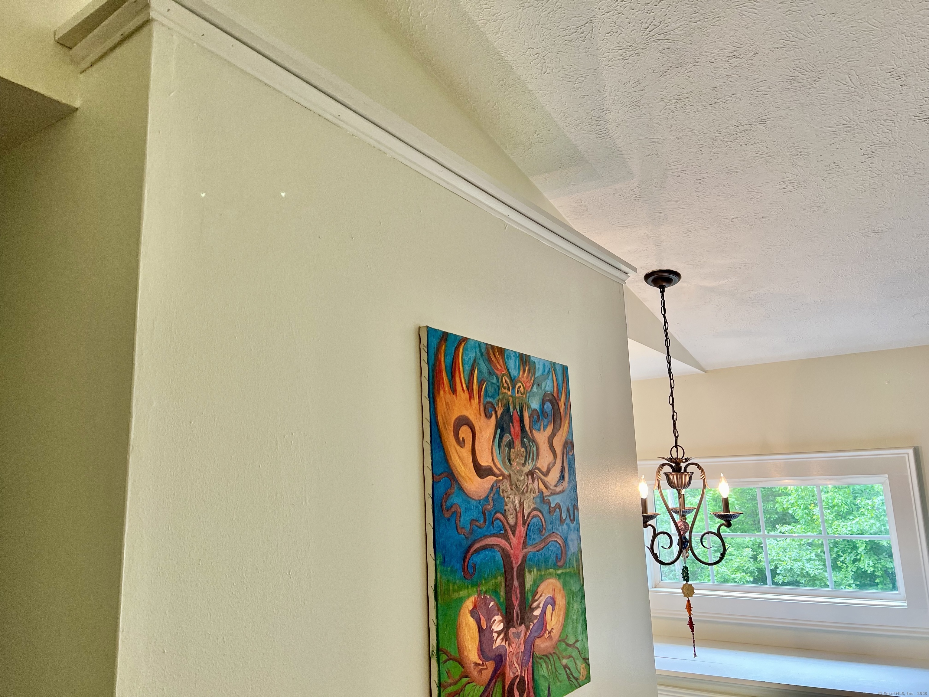 61 Litchfield Road Farmington, CT 06085 - Photo 5 of 27